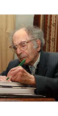 Grigory Pomerants, Russian philosopher and cultural theorist., dies at age 94